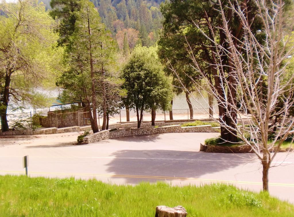 The North Shore Inn Crestline Eksteriør bilde