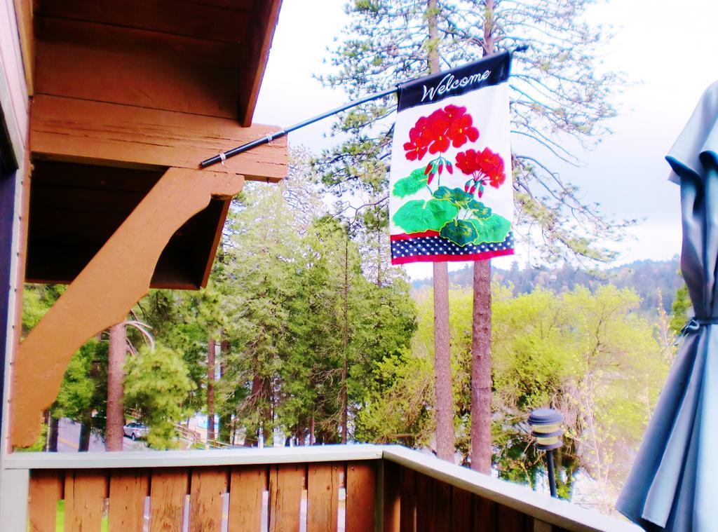 The North Shore Inn Crestline Eksteriør bilde